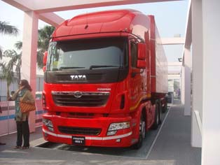 Tata Prima, World Truck 系列 2009年11月上市
