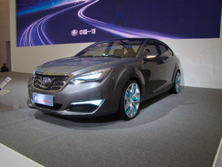中国一汽 首次公开最高级车型B90，轴距为 2,780mm